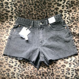 NWT TOPSHOP Shorts Women’s Size 6 TOPSHOP Mom Shorts High Waisted Petite Shorts